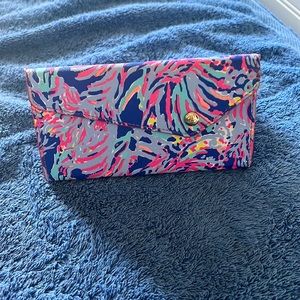 lily pulitzer sunglasses case